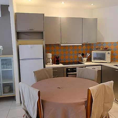 Apartamento Superbe T2 4 Etoiles Climatise Faviere Refait A Neuf